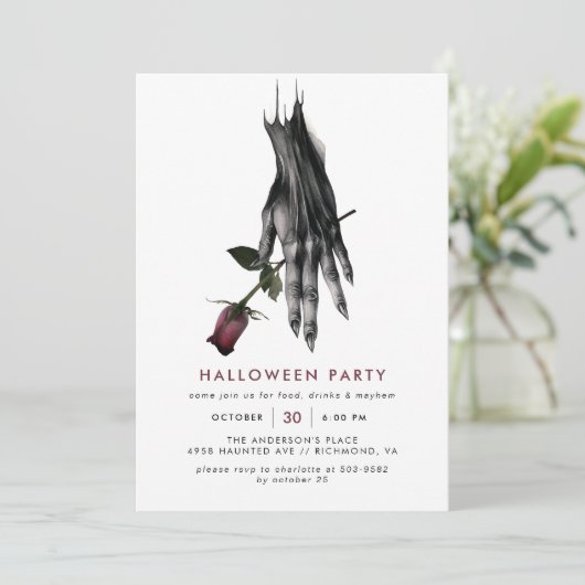 Creepy Witch Hand | Modern Halloween Party Einladung (Stehend Vorderseite)