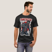 Creepy zombie reaching out with glowing eyes perfe T-Shirt (Vorne ganz)