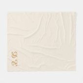 Creme-beiger Minimalist monogrammiert Fleecedecke (Vorderseite (Horizontal))
