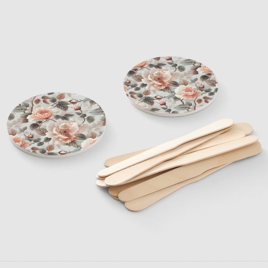 Creme-Blume mit grauen Blätter auf einem hellgraue Fächer (Non-assembled)