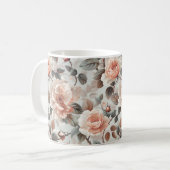 Creme-Blume mit grauen Blätter auf einem hellgraue Kaffeetasse (Vorderseite Links)