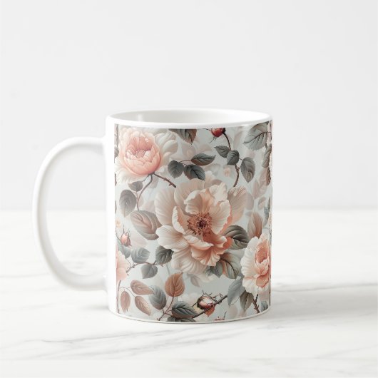 Creme-Blume mit grauen Blätter auf einem hellgraue Kaffeetasse (Links)
