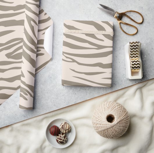 Creme Brown White Zebra Print Geschenkpapier (Kunsthandwerk)