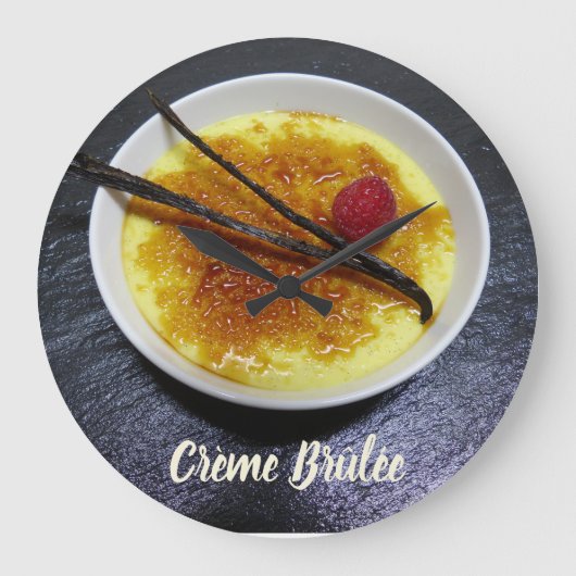 Creme brulae auf Tonschiefer mit Himbeere und Vani Große Wanduhr (Vorderseite)