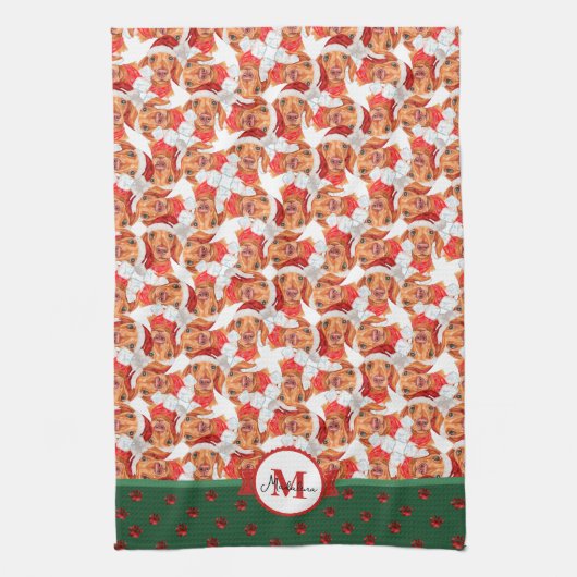 Creme Dackel Muster Monogram Christmas Dog Geschirrtuch (Vertikal)