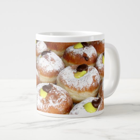 Creme gefüllt Sufganiyot Jumbo-Tasse (Vorderseite Rechts)