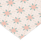 Creme, Peach und Sage Green boho Blumenmuster Kurzer Tischläufer (Ecke)