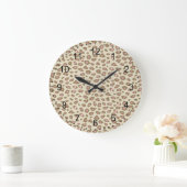 Creme Pink Leopard Print Große Wanduhr (Zuhause)