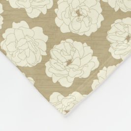 Creme Rose auf Golden Beige - nahtlos. Fleecedecke
