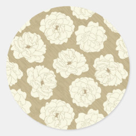Creme Rose auf Golden Beige - nahtlos. Runder Aufkleber