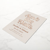 Creme Save the Date Retro Typografie Folieneinladung (Gedreht)