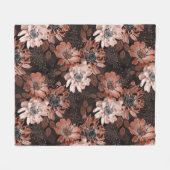 Creme, Teracote-Blume auf dunkelbraunem Hintergrun Fleecedecke (Vorderseite (Horizontal))