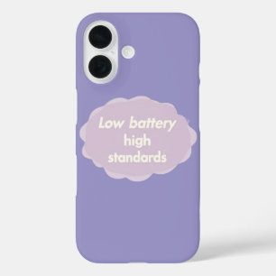 Creme- und helllila Töne AI-Kunst  iPhone 16 Hülle