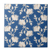 Creme und Viktorianisches Blumenmuster Fliese (Vorderseite)