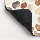 Cremebraune Pfirsich-Kaffeebohnen-Herzen Mousepad (Ecke)