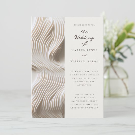 Cremefarbene Elfenbeinhochzeit Einladung (Stehend Vorderseite)