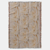 Cremefarbene Rose schließen Decke (Vorderseite Vertikal)