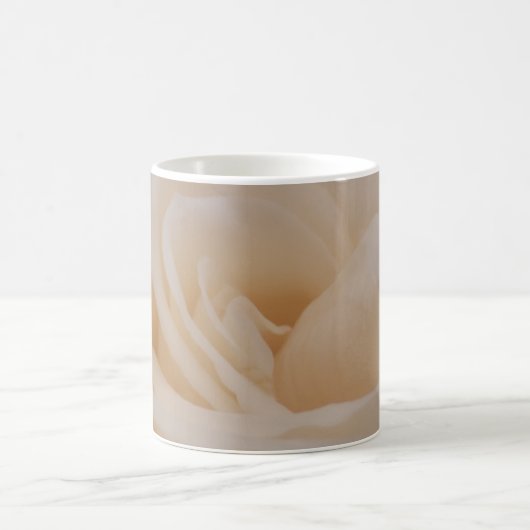 Cremefarbene Rose schließen Kaffeetasse (Mittel)
