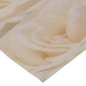 Cremefarbene Rose schließen Kurzer Tischläufer (Ecke)
