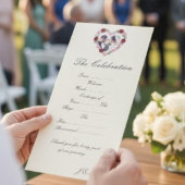 Cremefarbenes Hochzeitsprogramm - Florales Herz