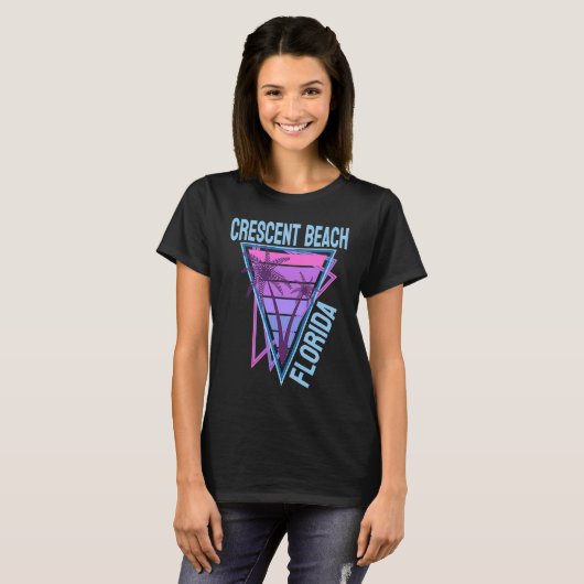 Crescent Beach Vacation  1 T-Shirt (Vorne ganz)