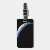 Crescent Earth wurde von der Apollo 4 Mission über Gepäckanhänger (Vorderseite vertikal)