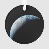 Crescent Earth wurde von der Apollo 4 Mission über Ornament (Rückseite)