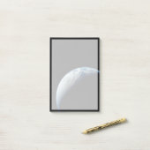 Crescent Earth wurde von der Apollo 4 Mission über Post-it Klebezettel (Auf Schreibtisch)