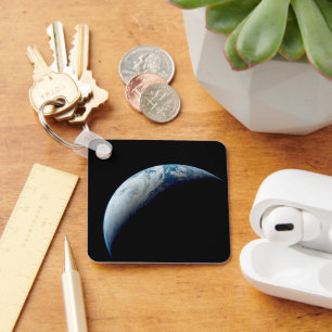 Crescent Earth wurde von der Apollo 4 Mission über Schlüsselanhänger