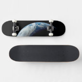 Crescent Earth wurde von der Apollo 4 Mission über Skateboard (Horizontal)