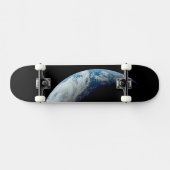 Crescent Earth wurde von der Apollo 4 Mission über Skateboard (Horizontal)