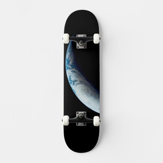 Crescent Earth wurde von der Apollo 4 Mission über Skateboard (Vorderseite)