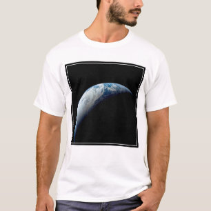 Crescent Earth wurde von der Apollo 4 Mission über T-Shirt