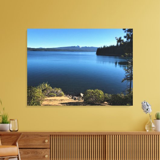 Crescent Lake Leinwanddruck (Insitu (Wohnzimmer))