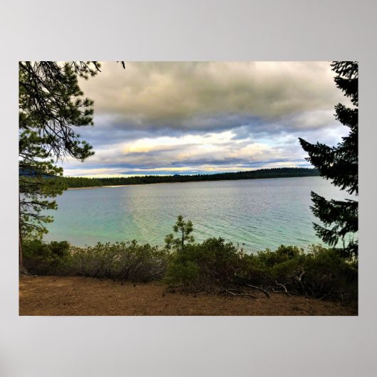 Crescent Lake Poster (Vorne)