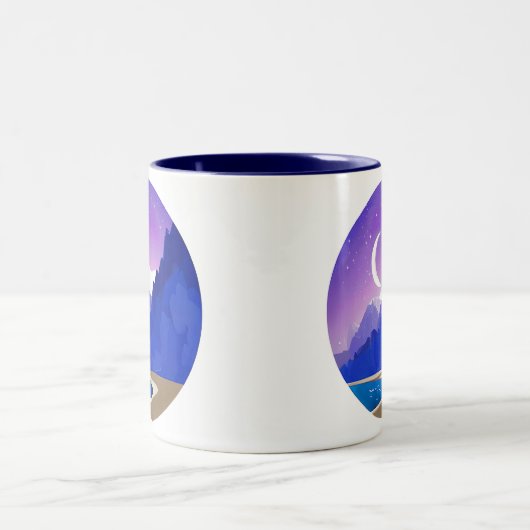 Crescent Moon, Lake and Mountains in Violet & Blue Zweifarbige Tasse (Mittel)