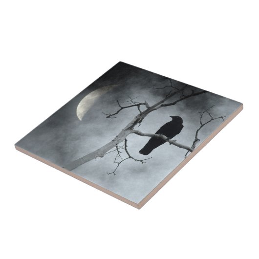 Crescent Moon Lit Crow Fliese (Seite)