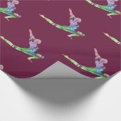 Crescent Moon Pose Geschenkpapier (Ecke)