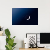Crescent Moon und Dark Side Indigo Sky Stars Poster (Heimbüro)