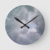 Crescent Shaped Wolken Runde Wanduhr (Vorderseite)