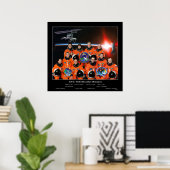 Crew der STS-108-Shuttle-Mission mit ISS-Crew Poster (Heimbüro)