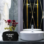 Crew für den Flug in der Reisegruppe Waschbeutel