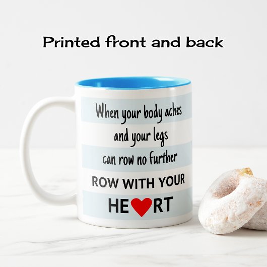 Crew mit den Herzstreifen Zweifarbige Tasse