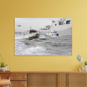 Crews der Küstenwache und der Polizei Leinwanddruck (Insitu (Wohnzimmer))