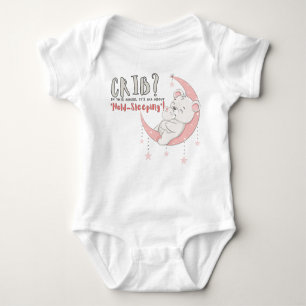 Crib? In diesem Haus dreht sich alles um "Hold-Sle Baby Strampler