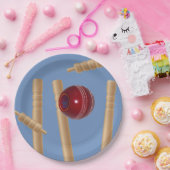 Cricket Ball auf Blue Smashing Cricket Stumps, Pappteller (Party)