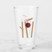 Cricket Ball und Wickets, Glas (Rückseite)