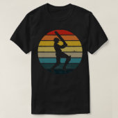 Cricket-Player-Silhouette auf einem angeschlagenen T-Shirt (Design vorne)