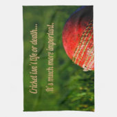 Cricket Red Ball Funny Motivierend Geschirrtuch (Vertikal)