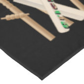 Cricket-Wickel, -Fledermäuse und -Ball, Tischdecke (Schrägansicht)